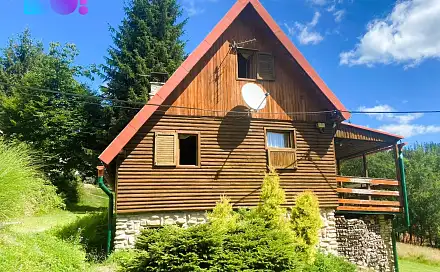 Prodej chaty/chalupy 70 m² s pozemkem 393 m², Čadca, Slovensko
