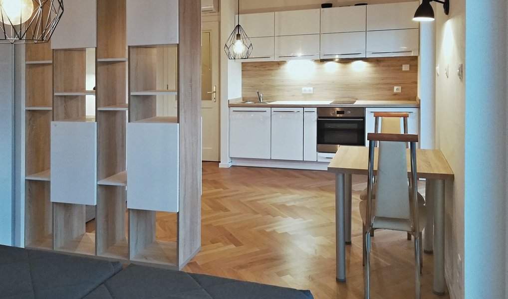 Pronájem bytu 1+kk 42 m², Praha – náhled fotky 2