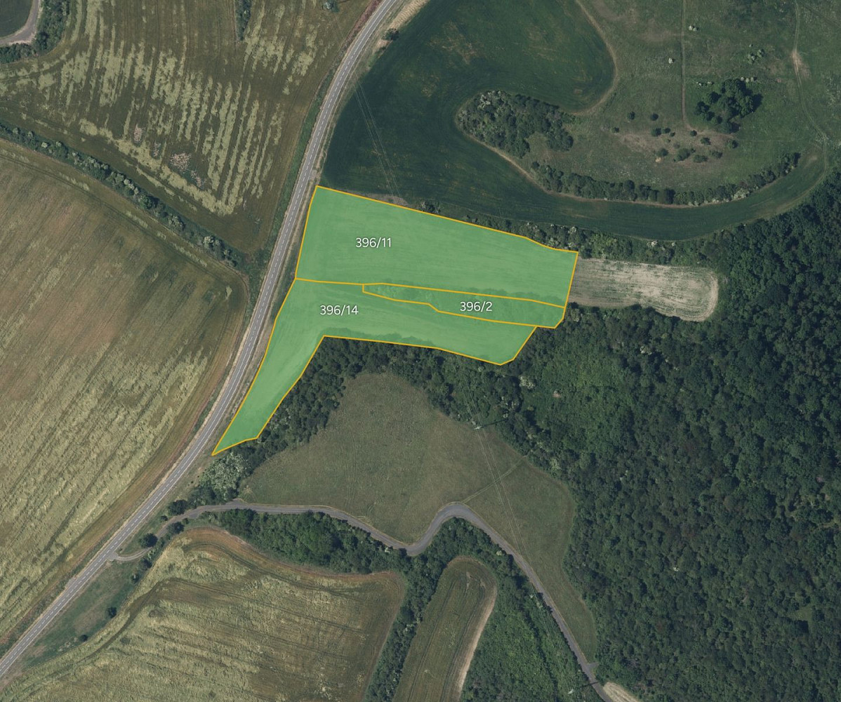 Prodej pole 11 490 m²