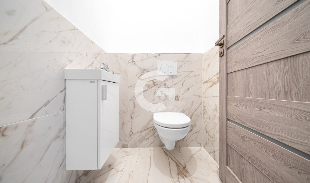 Prodej domu 220 m² s pozemkem 763 m², Jaroměřice – náhled fotky 9