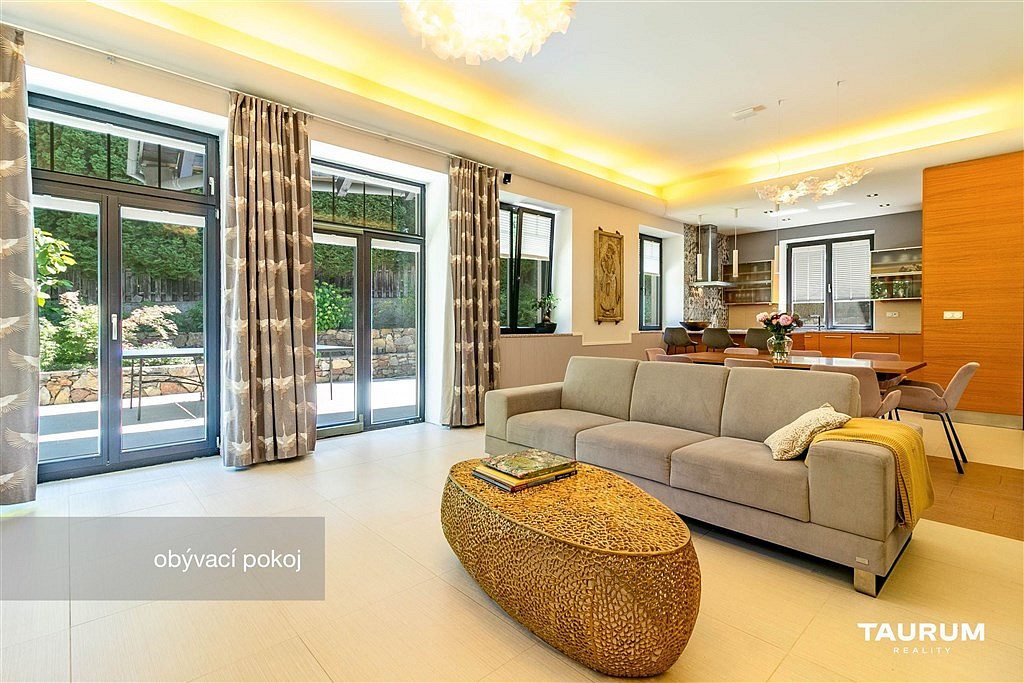 Prodej domu 408 m² s pozemkem 904 m² — photo 4