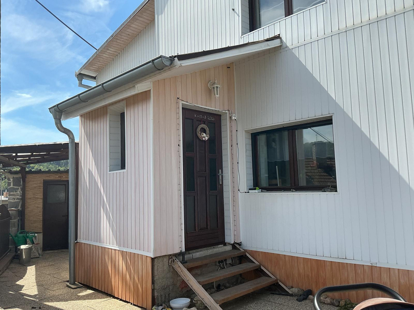 Prodej domu 104 m² s pozemkem 251 m² — photo 2