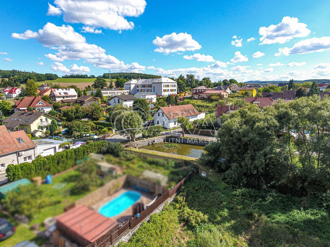 Prodej stavebního pozemku 2 624 m² – pohled 5