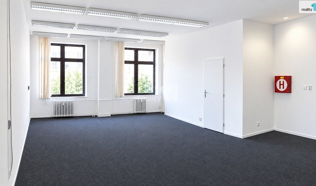 Pronájem obchodních prostor 55 m², Ostrava – fotka 1 z 6