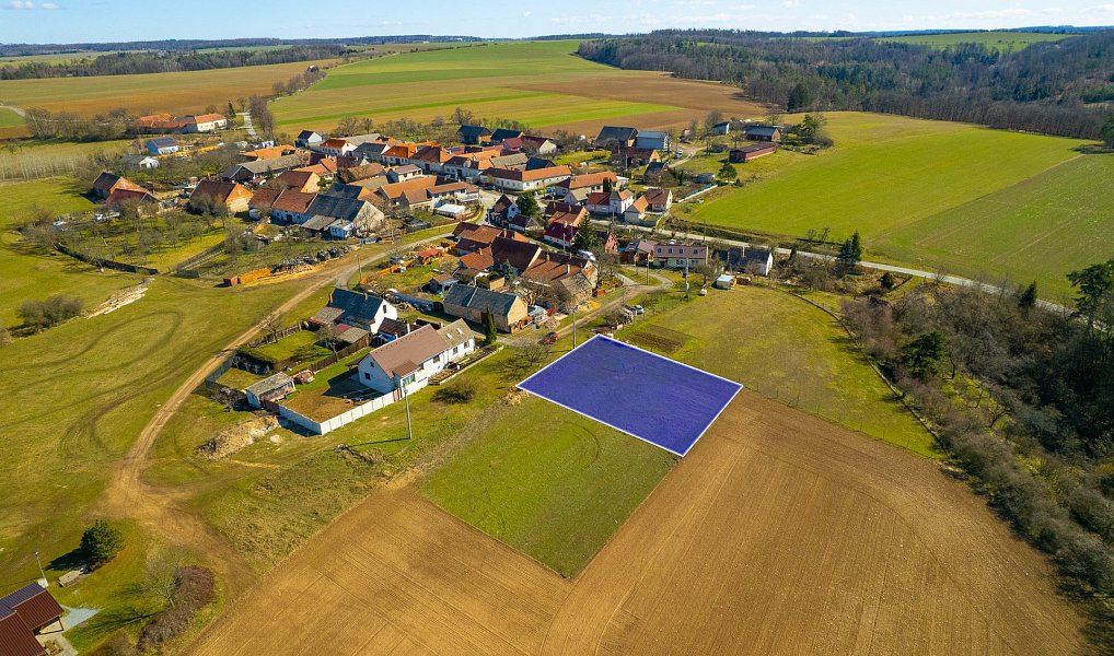 Prodej stavebního pozemku 1 000 m², Náměšť nad Oslavou – náhled fotky 2