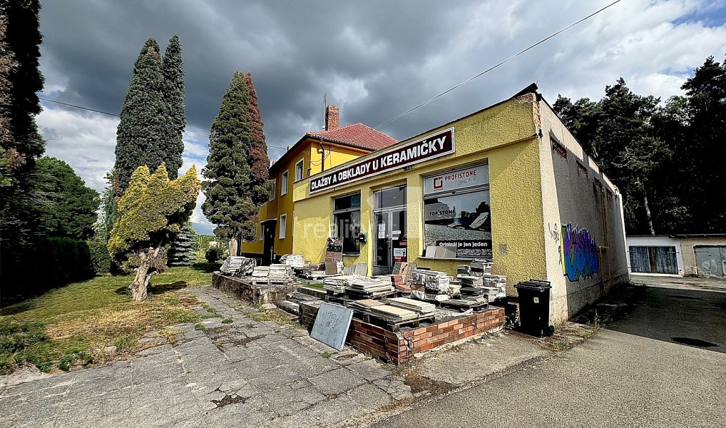 Prodej obchodních prostor 168 m², Chlumčany – náhled fotky 2