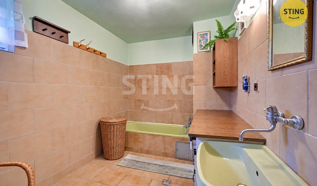 Prodej domu 400 m² s pozemkem 852 m², Zlín – náhled fotky 25
