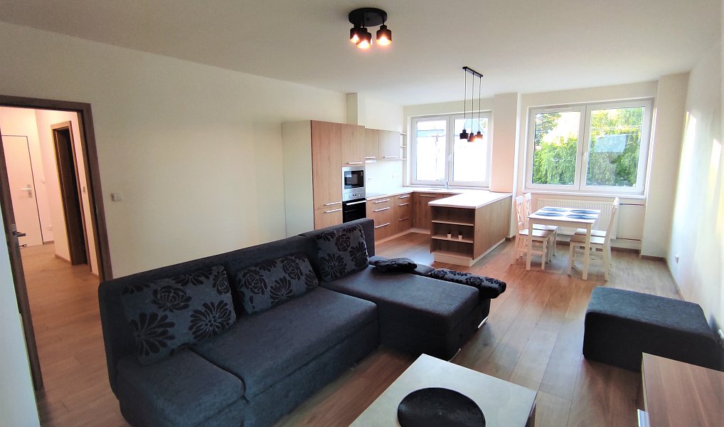 Pronájem bytu 2+kk, 62 m², Hodonín, Rohatec