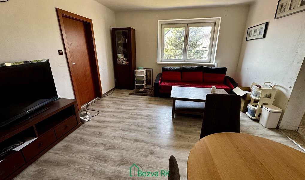 Prodej domu 250 m² s pozemkem 843 m², Nučice – náhled fotky 27