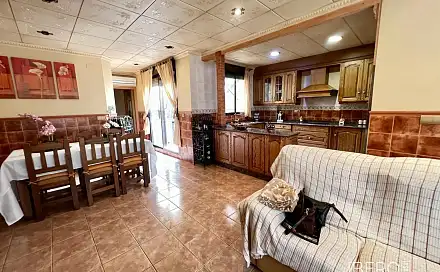 Prodej domu 140 m² s pozemkem 140 m², Pinoso, Španělsko