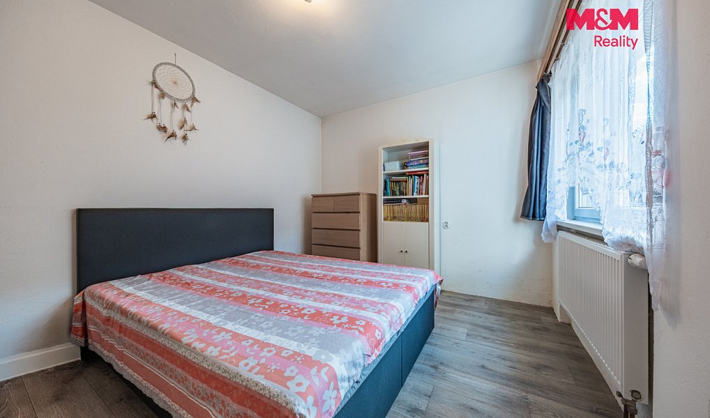 Prodej domu 131 m² s pozemkem 1 031 m², Měchenice – náhled fotky 8