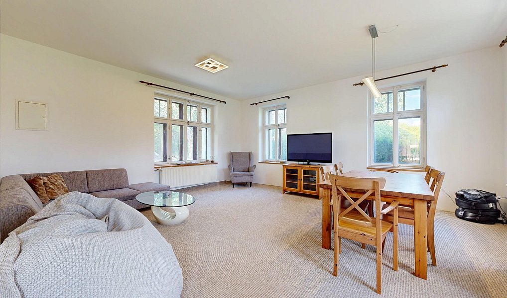 Prodej domu 340 m² s pozemkem 4 725 m², Verneřice – náhled fotky 17