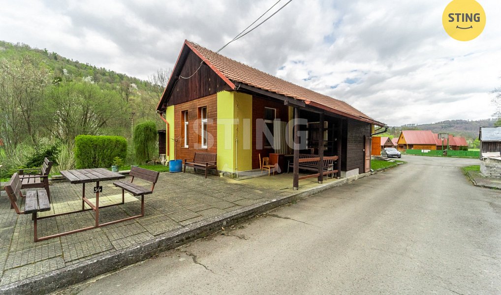 Prodej ubytovacího objektu 813 m², Spálov – náhled fotky 30
