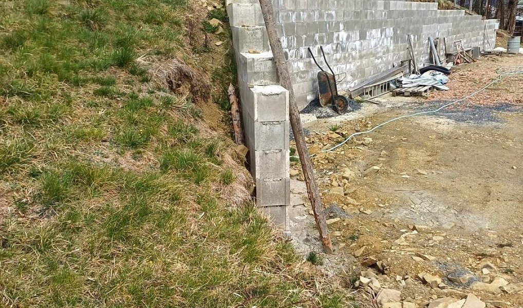 Prodej stavebního pozemku 1 260 m², Vsetín – náhled fotky 3