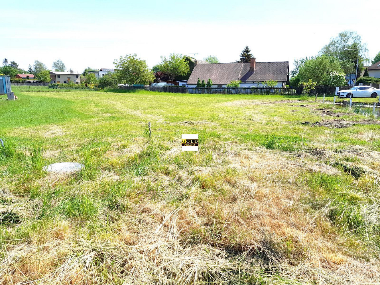 Prodej stavebního pozemku 1 392 m² – fotografie 2