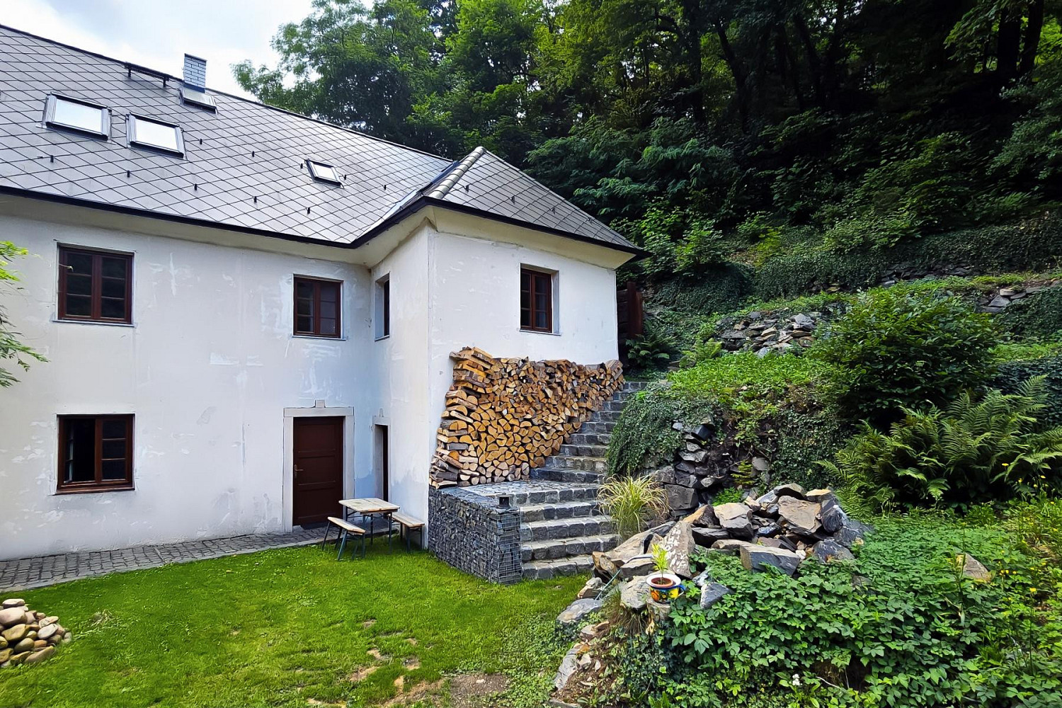 Prodej domu 190 m² s pozemkem 552 m²