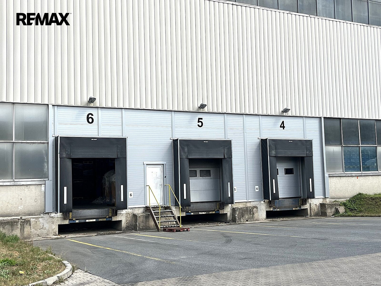 Pronájem skladovacích prostor 10 500 m² – fotografie 5