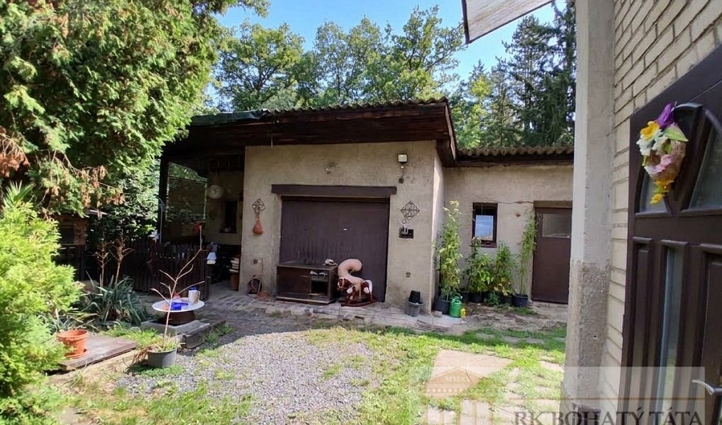 Pronájem domu 110 m² s pozemkem 848 m², Praha – náhled fotky 13