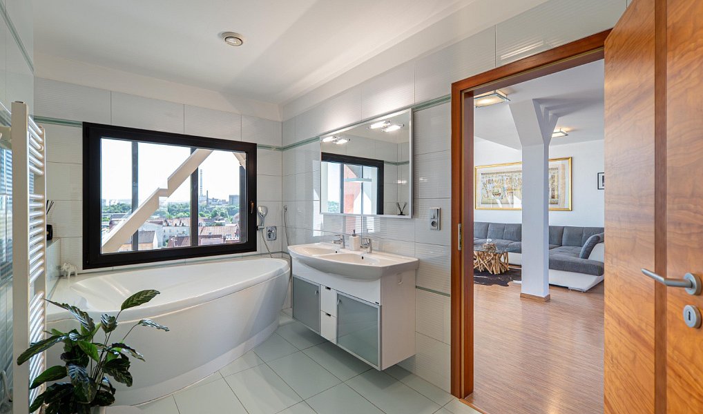 Prodej bytu 5+kk 199 m², Plzeň – náhled fotky 6