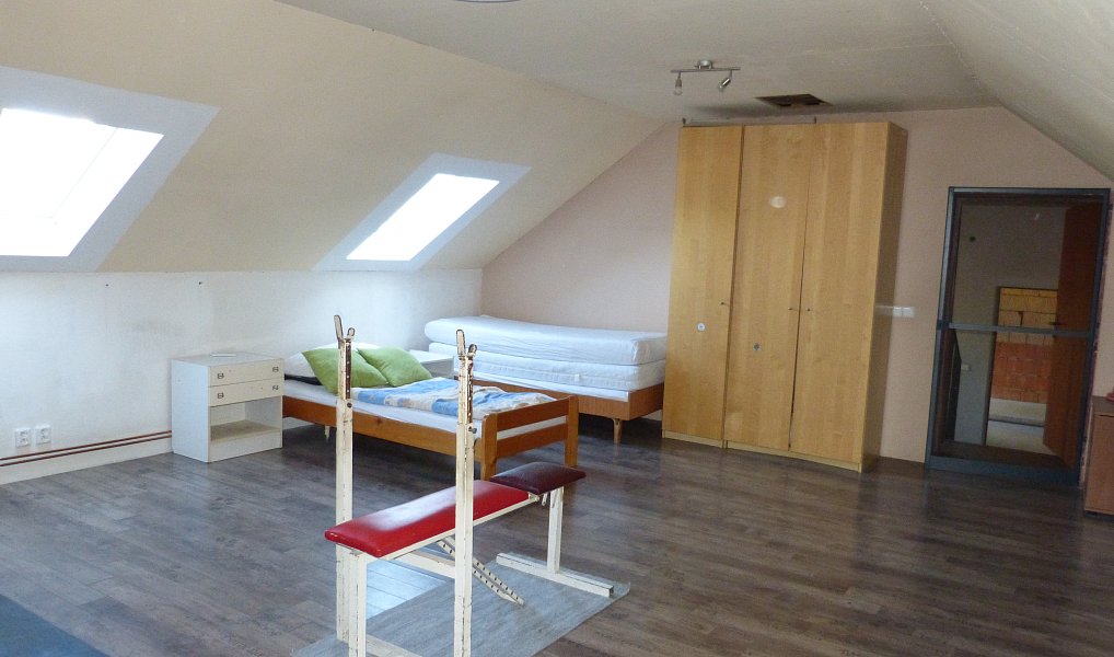 Prodej domu 220 m² s pozemkem 1 140 m², Tršice – náhled fotky 34