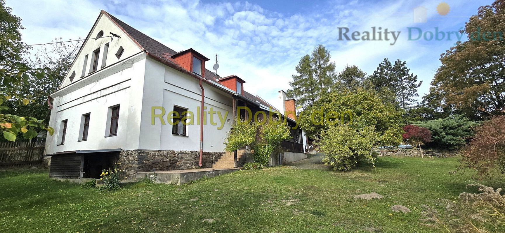 Prodej domu 237 m² s pozemkem 2 287 m²
