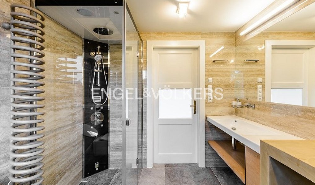 Pronájem domu 250 m² s pozemkem 351 m², Praha – náhled fotky 6