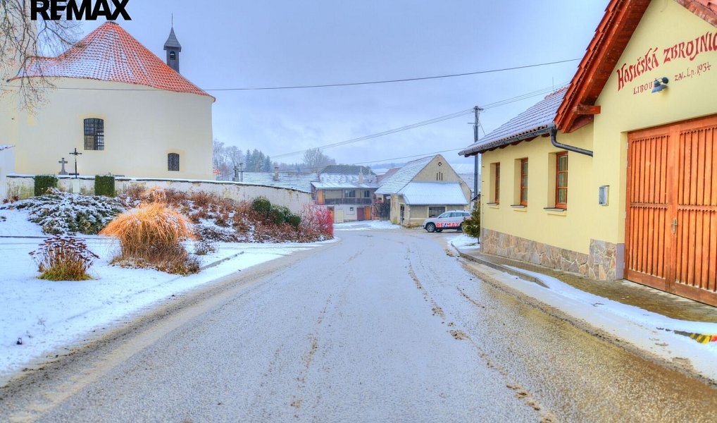Prodej domu 325 m² s pozemkem 913 m², Zvěstov – náhled fotky 14