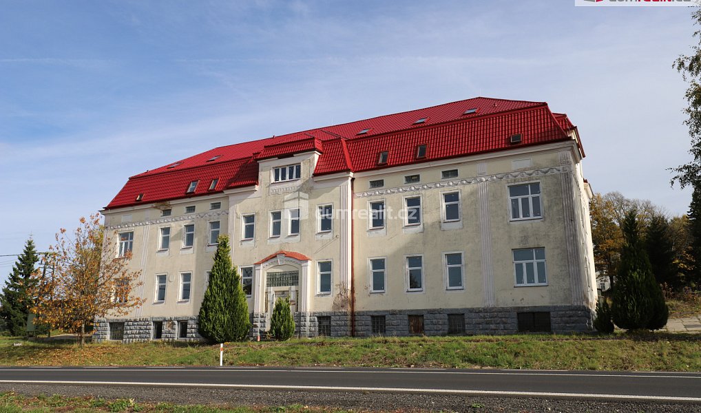 Prodej nájemního domu, činžáku 2 000 m², Aš – náhled fotky 3