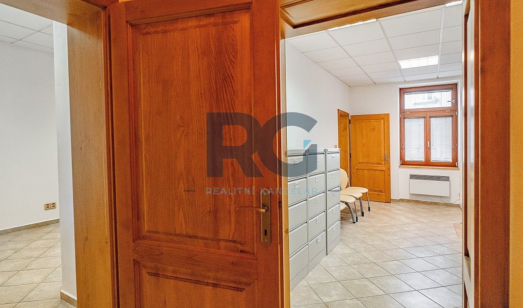 Prodej nájemního domu, činžáku 568 m², Písek – náhled fotky 18