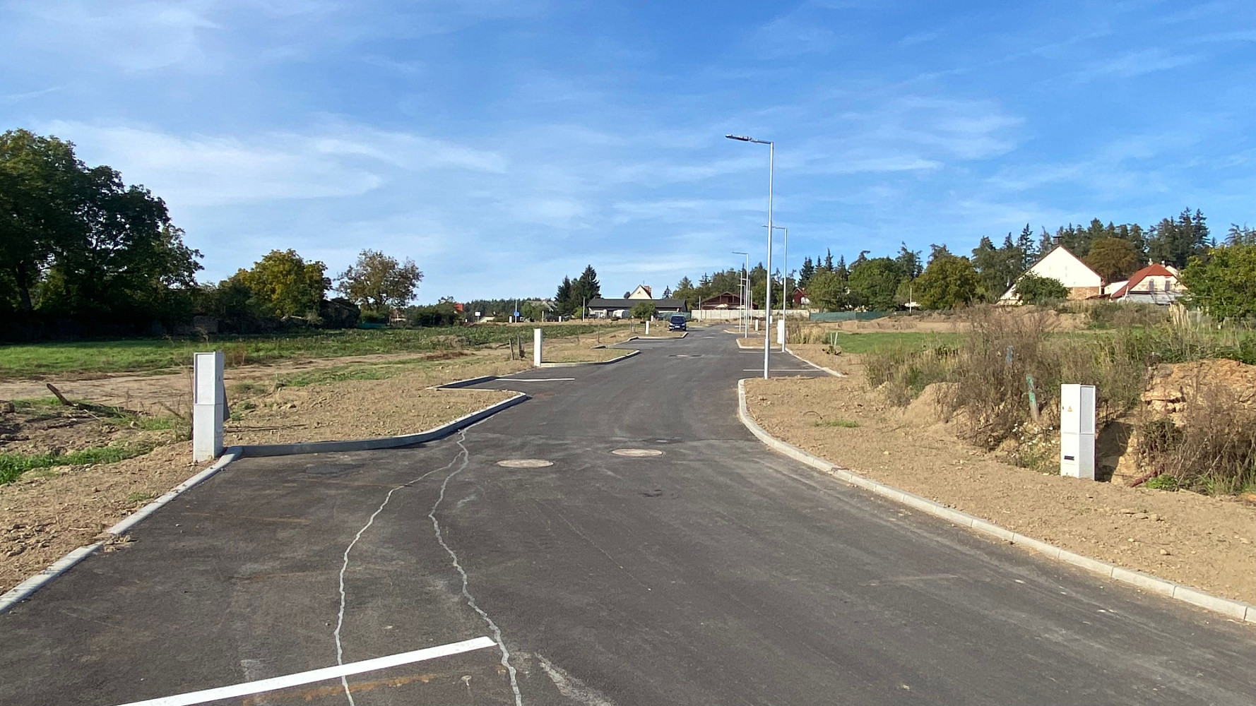 Prodej stavebního pozemku 969 m² – fotografie 3