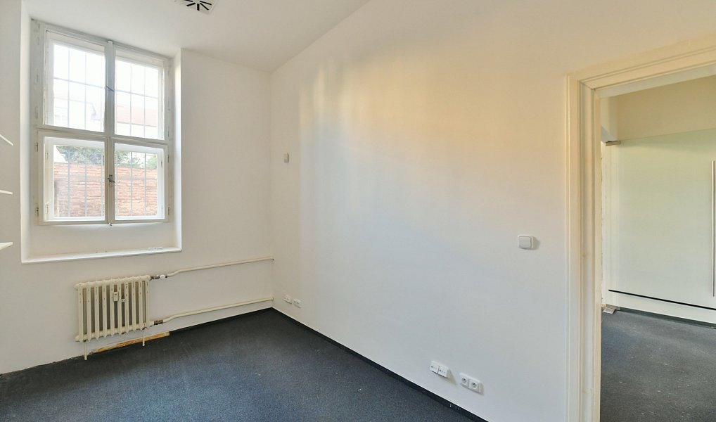 Pronájem obchodních prostor 436 m², Praha – náhled fotky 4