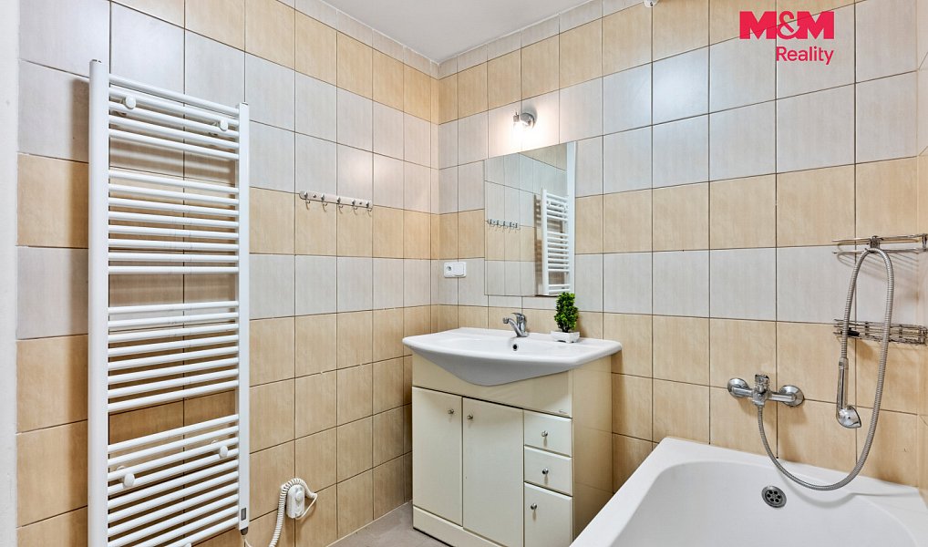 Prodej domu 120 m² s pozemkem 1 240 m², Mělník – náhled fotky 2