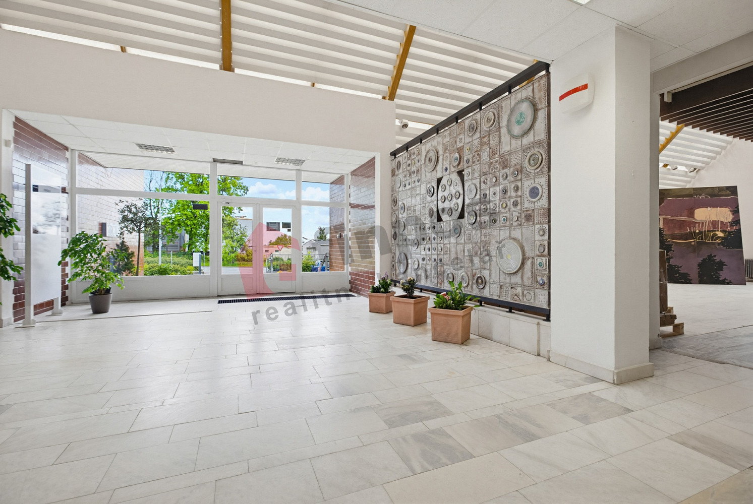 Pronájem obchodních prostor 158 m² – fotografie 5