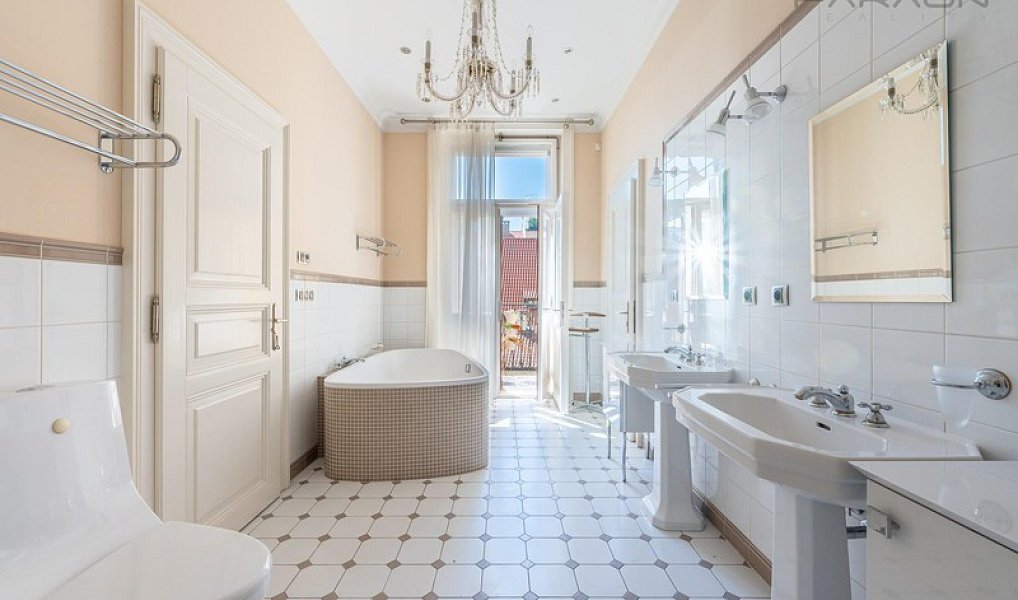Pronájem bytu 3+1 154 m², Praha – náhled fotky 15