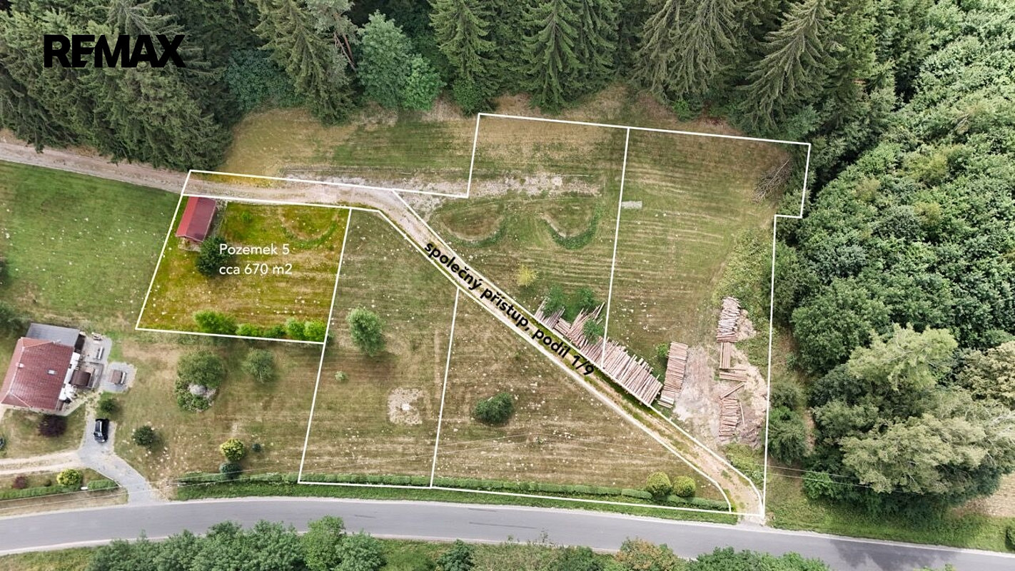 Prodej stavebního pozemku 670 m²