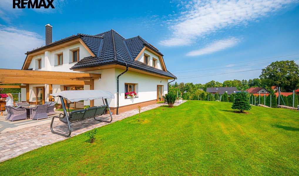 Prodej domu 350 m² s pozemkem 2 074 m², Staré Město – náhled fotky 31
