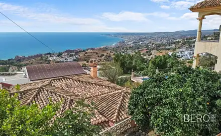 Prodej domu 415 m² s pozemkem 883 m², Benalmadena, Španělsko