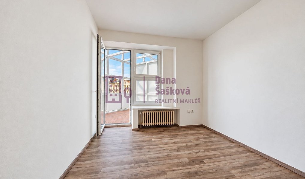 Pronájem bytu 3+kk 78 m², Jindřichův Hradec – náhled fotky 12