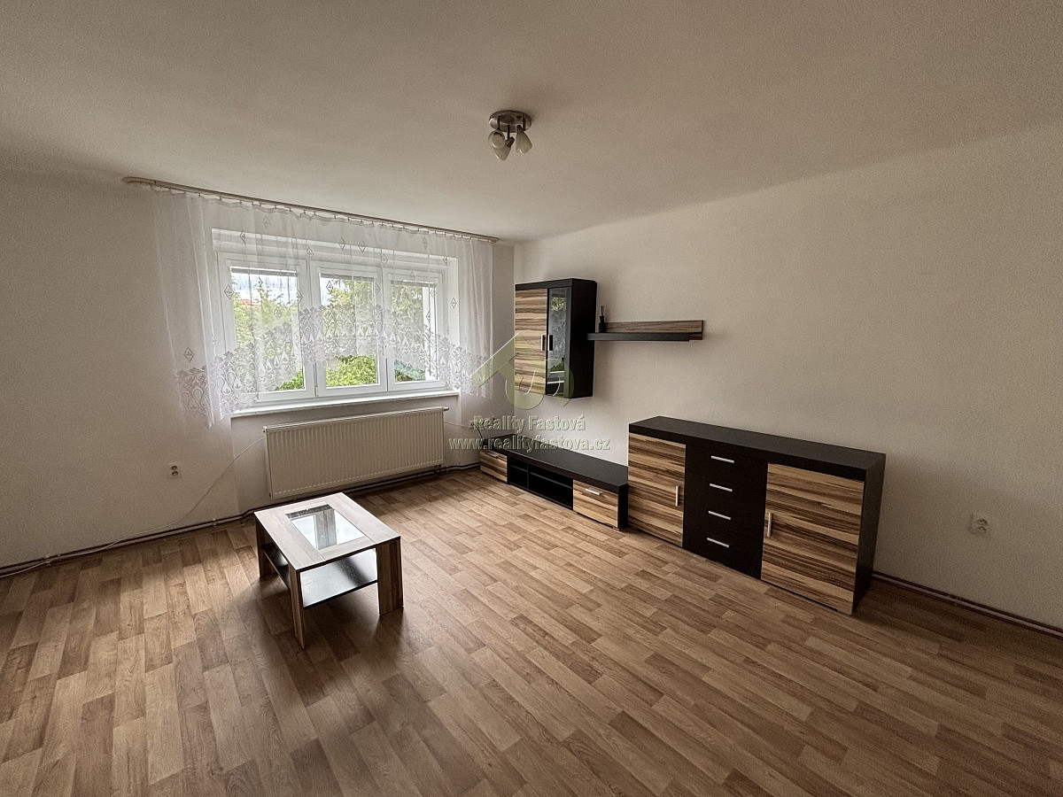 Pronájem bytu 2+1 60 m² – fotografie 2
