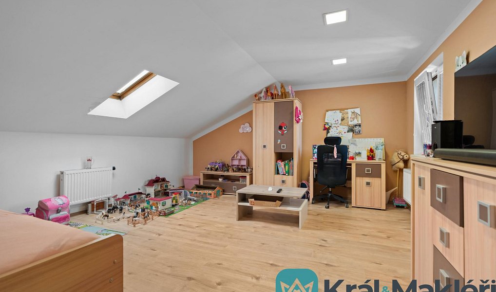 Prodej domu 126 m² s pozemkem 270 m², Brňany – náhled fotky 12