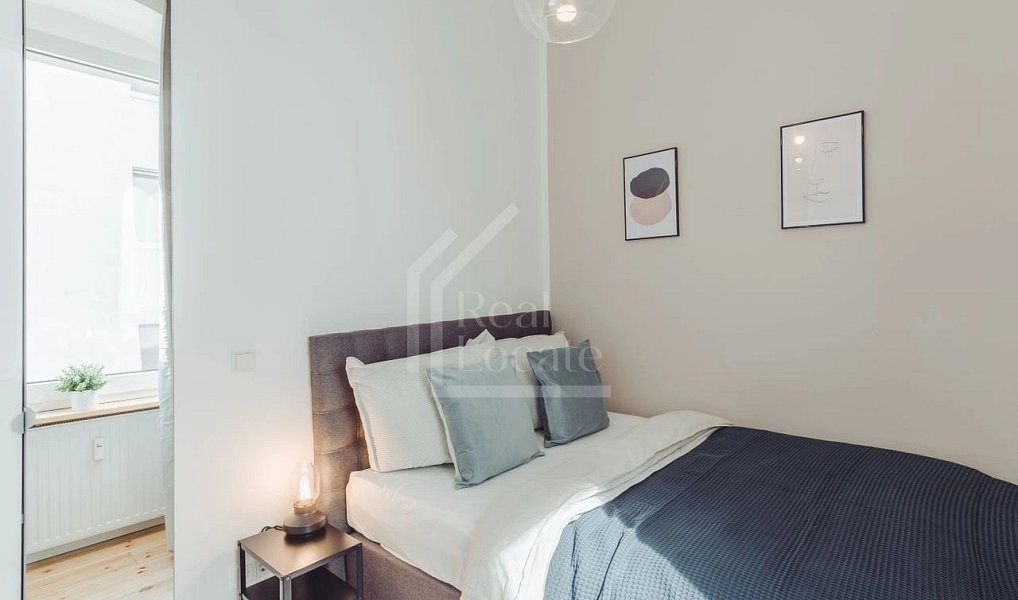 Pronájem bytu 2+kk 65 m², Praha – náhled fotky 3