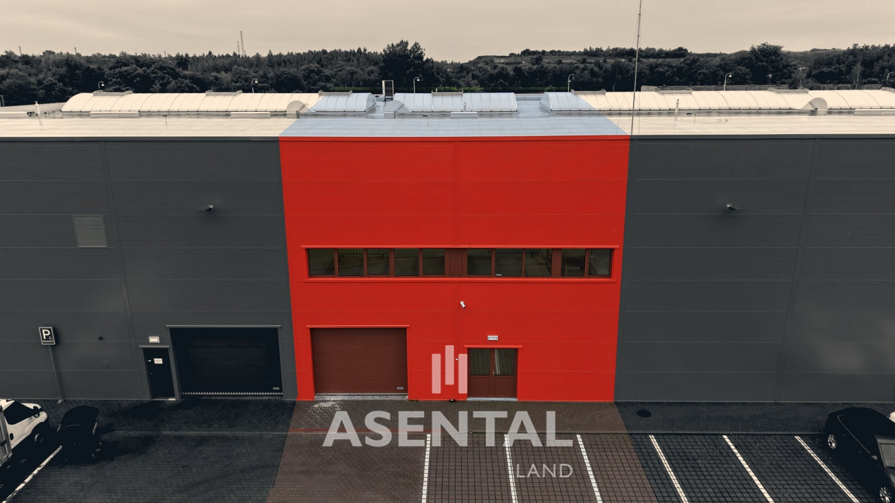 Pronájem skladovacích prostor 648 m² – fotografie 2