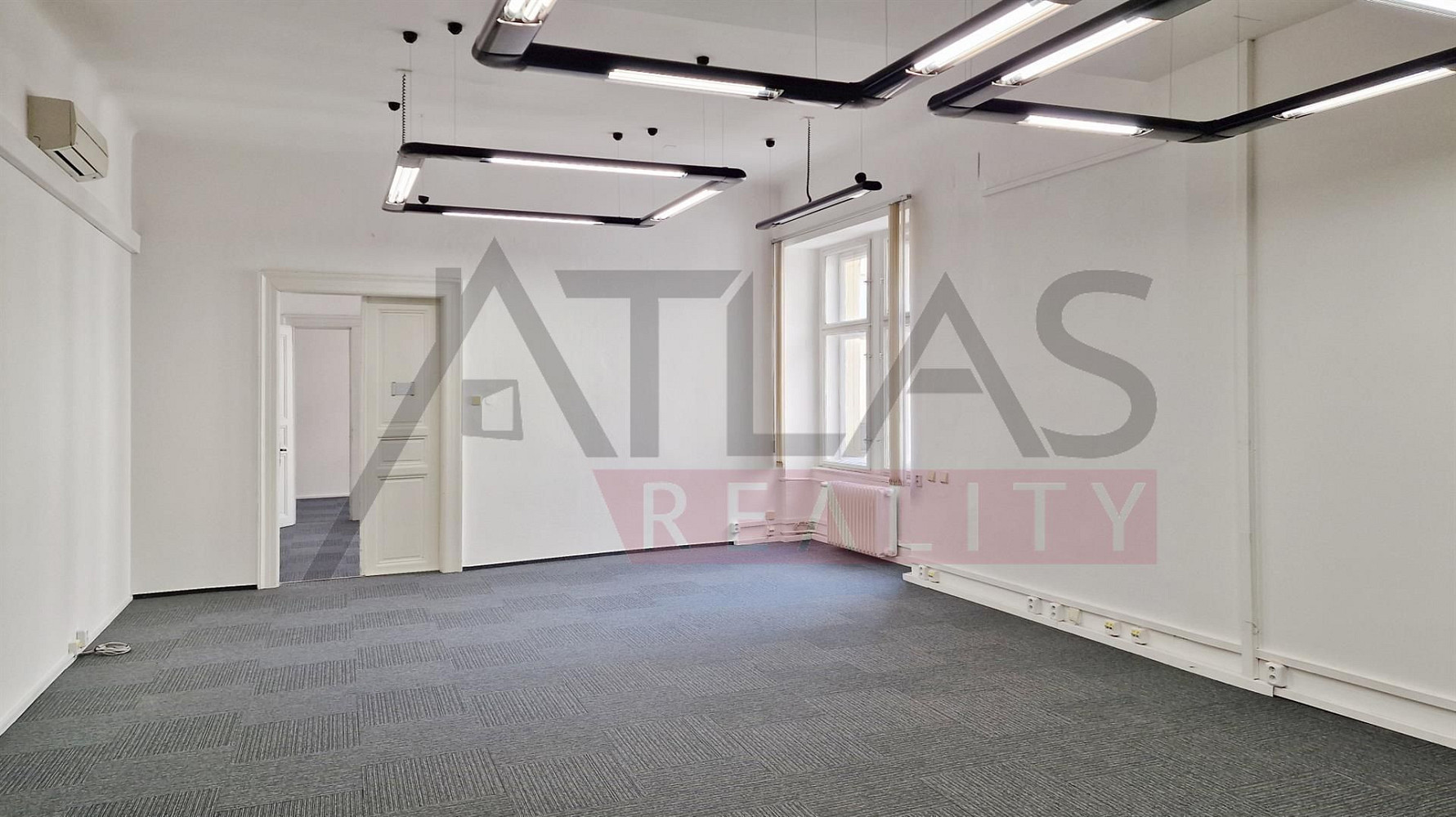 Pronájem kanceláře 91 m² – fotografie 3