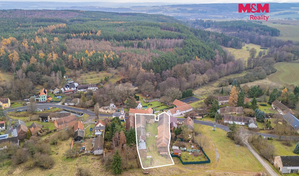 Prodej domu 300 m² s pozemkem 2 031 m², Stříbro – náhled fotky 14