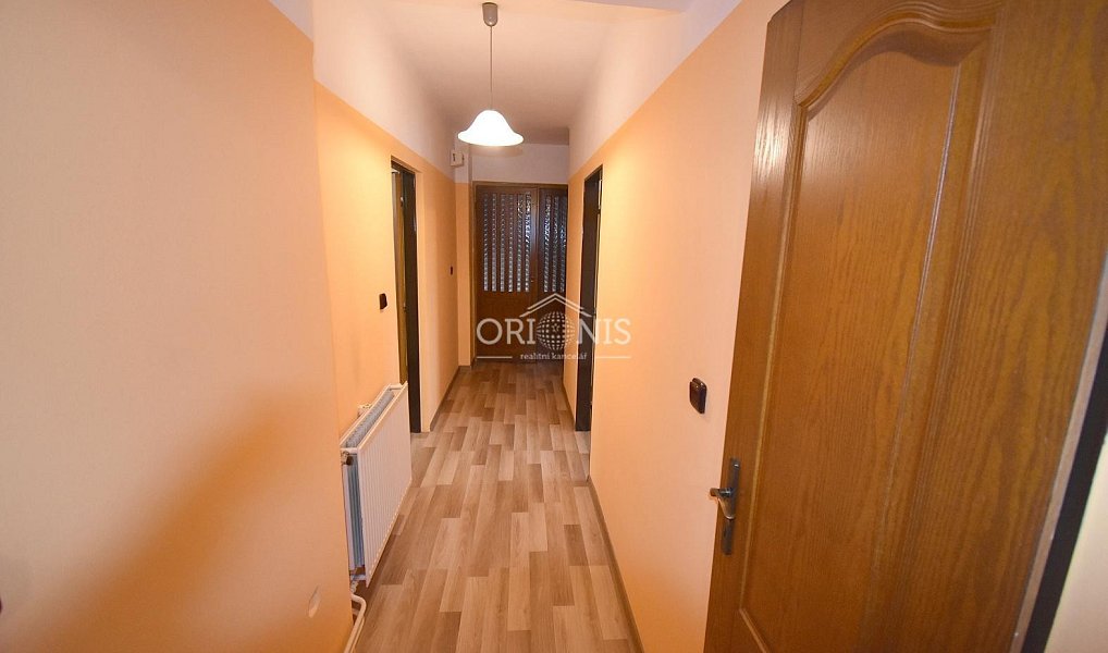 Pronájem bytu 2+1 63 m², Chomutov – náhled fotky 12