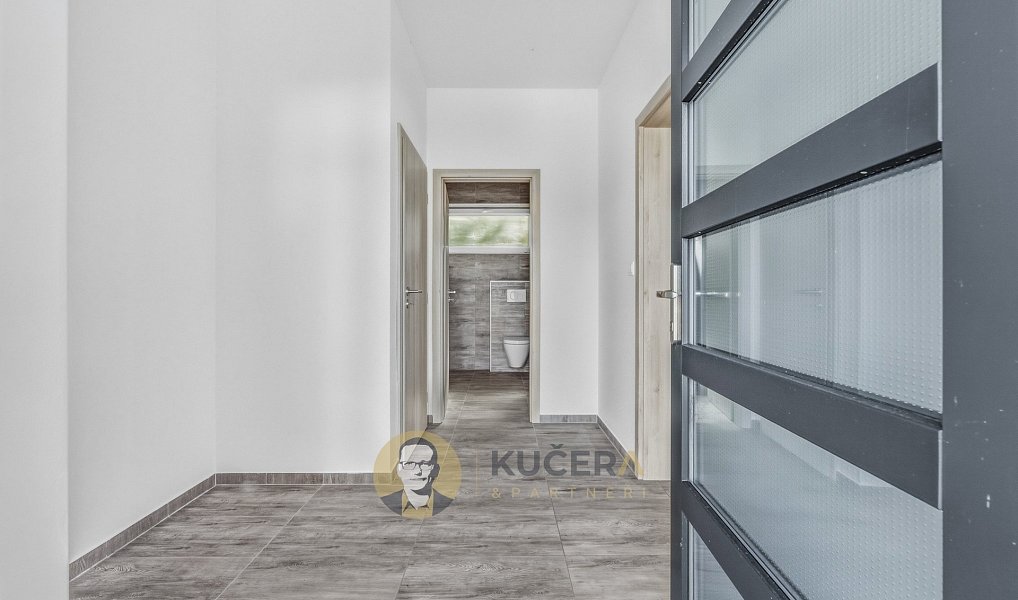 Prodej domu 124 m² s pozemkem 235 m², Neratovice – náhled fotky 11