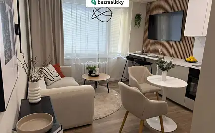 Prodej bytu 2+kk 39 m², Hrubínova, Hradec Králové - Pražské Předměstí