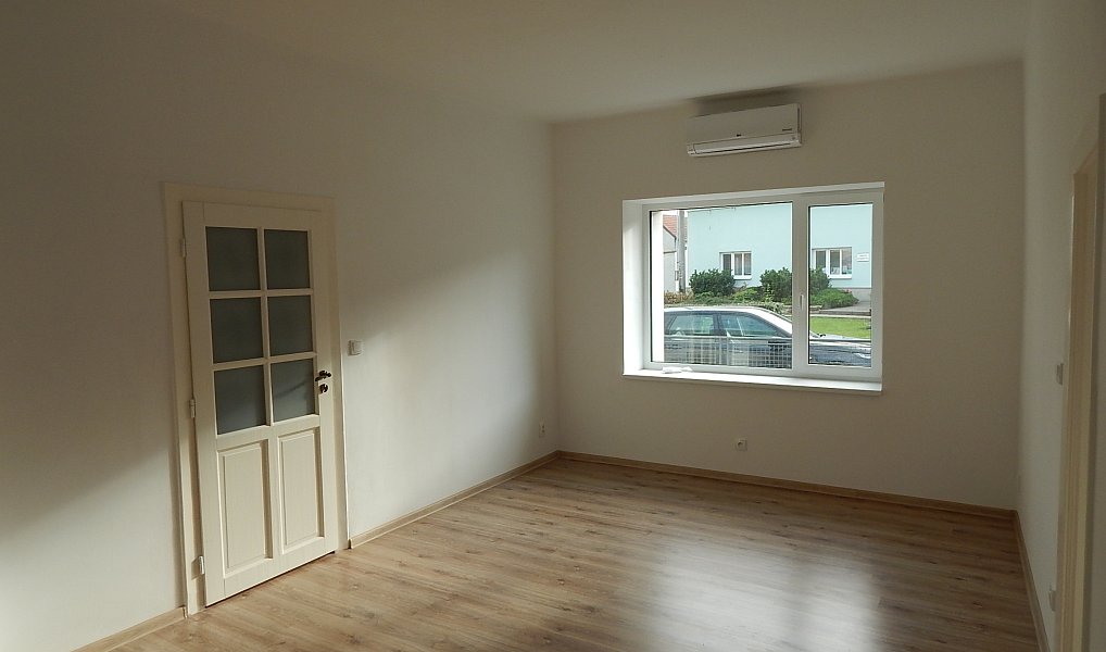 Prodej domu 182 m² s pozemkem 208 m², Újezd u Brna – náhled fotky 4