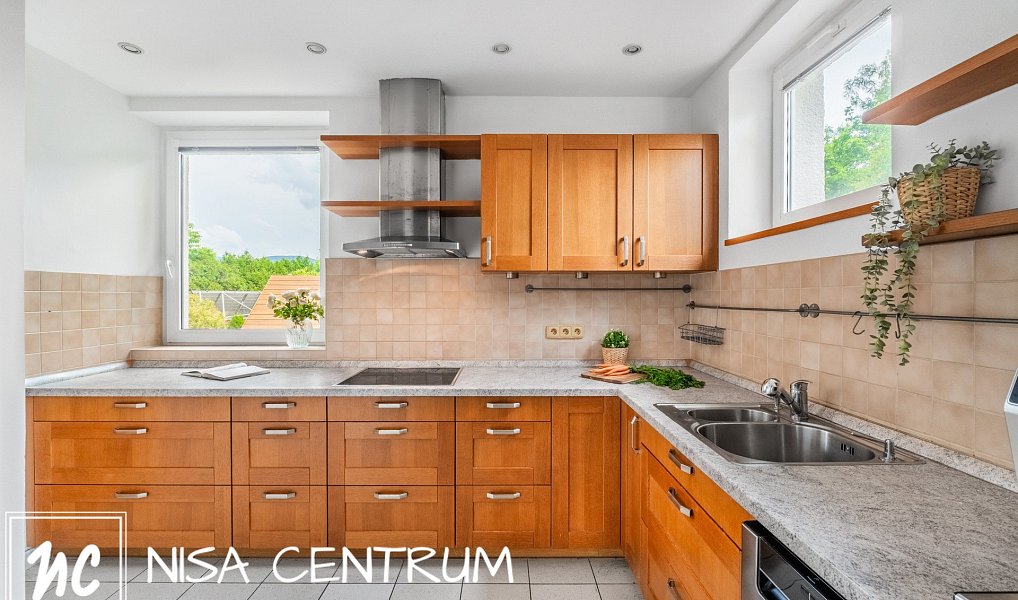 Prodej domu 270 m² s pozemkem 892 m², Stráž nad Nisou – náhled fotky 6