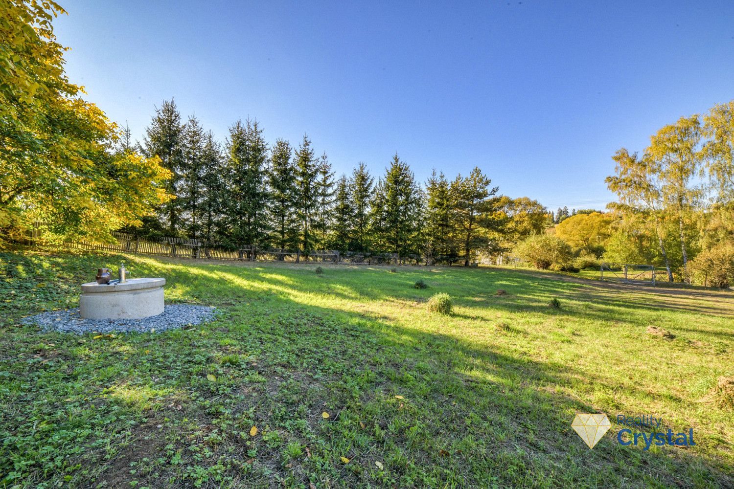 Prodej stavebního pozemku 2 107 m² – fotografie 3